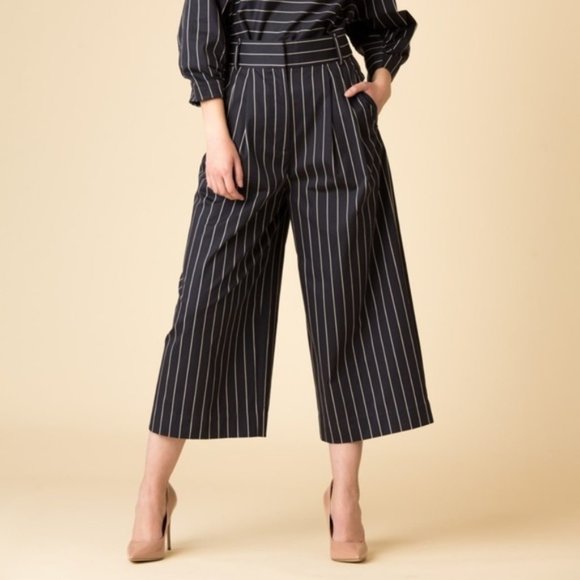 TIBI Sateen Stripe Wide-Leg Crop Pants in Navy 0 - Picture 1 of 3